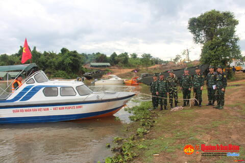 Thống nhất luyện tập cứu hộ, cứu nạn giữa Quân đội 3 nước Việt Nam – Lào – Campuchia tại Lào