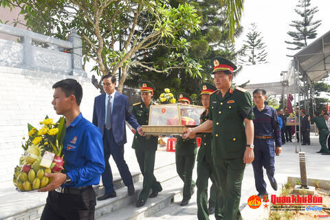 Hà Tĩnh tổ chức trọng thể Lễ truy điệu và an táng 10 hài cốt liệt sỹ quân tình nguyện, chuyên gia Việt Nam hy sinh tại Lào
