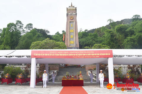 Tỉnh Thanh Hóa: Truy điệu, an táng 16 hài cốt liệt sĩ quân tình nguyện và chuyên gia Việt Nam hy sinh tại Lào