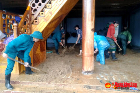 Lực lượng vũ trang huyện Kỳ Sơn, Nghệ An: Giúp nhân dân khắc phục hậu quả mưa lũ