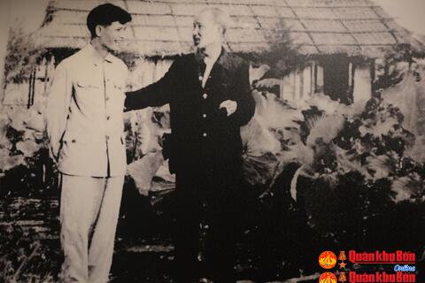 Đại tướng Nguyễn Chí Thanh góp phần khẳng định vai trò công tác Đảng, công tác chính trị trong Quân đội