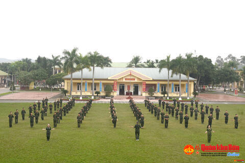Cục Chính trị Quân khu 4: Bế mạc tập huấn các vũ điệu trong sinh hoạt tập thể cho bộ đội