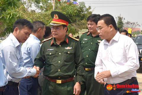 Quân khu 4: Tìm kiếm, quy tập được 89 hài cốt liệt sĩ tại Lào