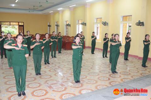 Bộ CHQS tỉnh Thanh Hóa: Tập huấn các vũ điệu dân vũ cho cán bộ, hội viên phụ nữ