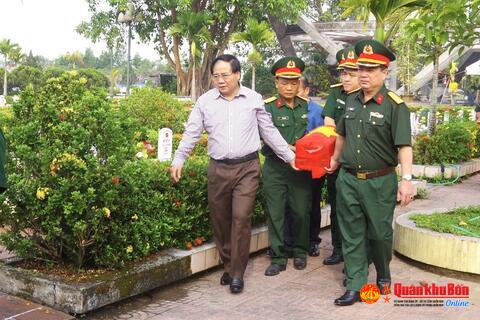 Thị xã Quảng Trị tổ chức Lễ truy điệu và an táng hài cốt liệt sĩ