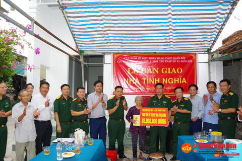 Cục Hậu cần Quân khu 4: Phối hợp bàn giao Nhà tình nghĩa tặng gia đình chính sách