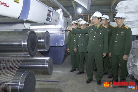 Quân khu 4 kiểm tra Tổng Công ty Hợp tác kinh tế