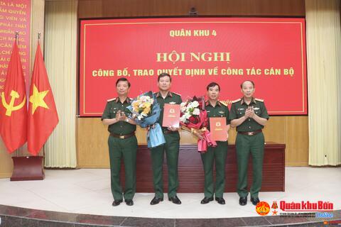Đại tá Phạm Văn Đông giữ chức vụ Chủ nhiệm Chính trị Quân khu 4
