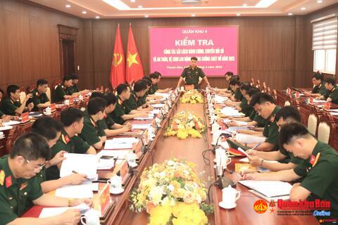 Kiểm tra công tác cải cách hành chính, chuyển đổi số tại Thanh Hóa