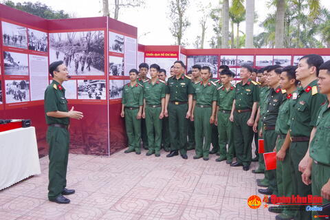 Lữ đoàn Pháo binh16 (Quân khu 4): Phối hợp tổ chức Triển lãm  “Mùa Xuân đại thắng”