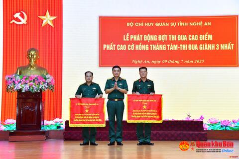 Các đơn vị phát động thi đua cao điểm với chủ đề: “Phất cao cờ hồng tháng Tám - Thi đua giành 3 nhất”