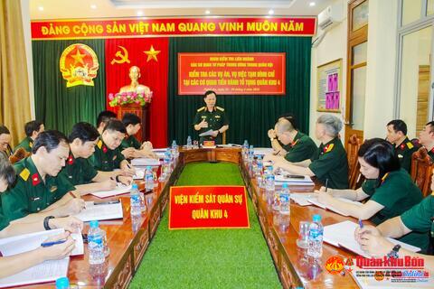 Đoàn kiểm tra liên ngành các cơ quan tư pháp Trung ương trong Quân đội làm việc tại Quân khu 4