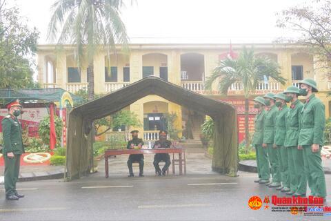 Bộ Chỉ huy Quân sự tỉnh Thừa Thiên Huế hội thao điều lệnh ra quân huấn luyện