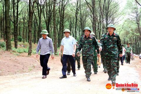 Lãnh đạo tỉnh Hà Tĩnh: Kiểm tra công tác chuẩn bị và động viên các lực lượng tham gia diễn tập khu vực phòng thủ