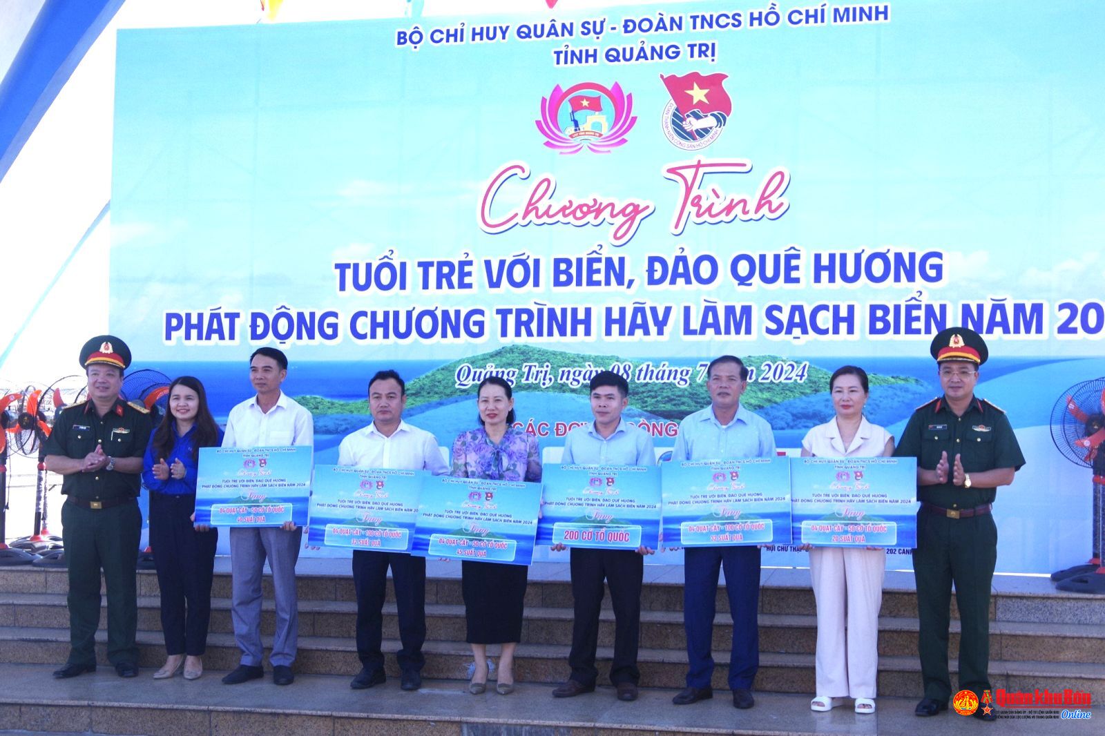 Bộ Chỉ huy Quân sự tỉnh Quảng Trị phối hợp tổ chức Chương trình “Tuổi trẻ với biển, đảo quê hương”