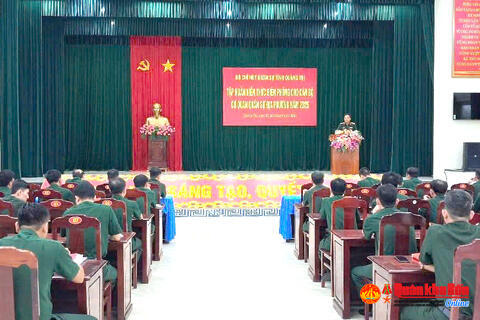 Bộ Chỉ huy Quân sự tỉnh Quảng Trị tập huấn kiến thức Biên phòng