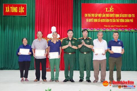 Bộ Chỉ huy Quân sự tỉnh Hà Tĩnh chi trả trợ cấp theo các Quyết định 142, 62, 49 của Thủ tướng Chính phủ