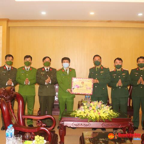 Bộ Tư lệnh Quân khu 4 kiểm tra, chúc Tết tại tỉnh Thanh Hóa