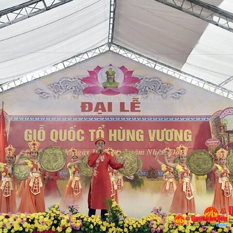 Nhân lên nét đẹp văn hóa của lễ hội ở Hà Tĩnh