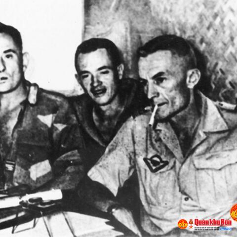 Chiến dịch Điện Biên Phủ: Ngày 3-5-1954, những mũi lê đã chĩa vào bên sườn De Castries