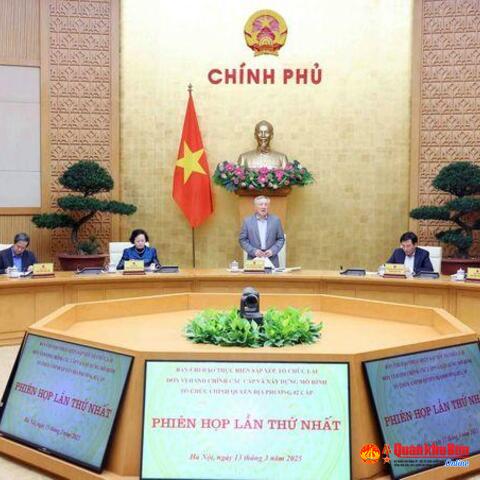 Bộ trưởng Nội vụ: Sáp nhập còn khoảng 2.000 xã, mỗi xã gần như một huyện nhỏ