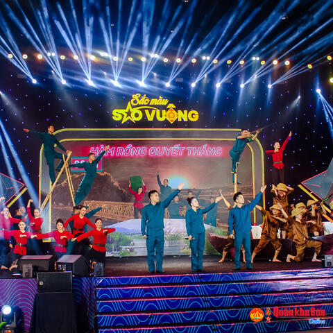 Sôi nổi Gameshow “Sắc màu sao vuông”