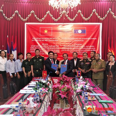 Đoàn công tác đặc biệt thành phố Huế hội đàm với Ban Công tác đặc biệt tỉnh SaLaVan, nước Cộng hòa dân chủ Nhân dân Lào