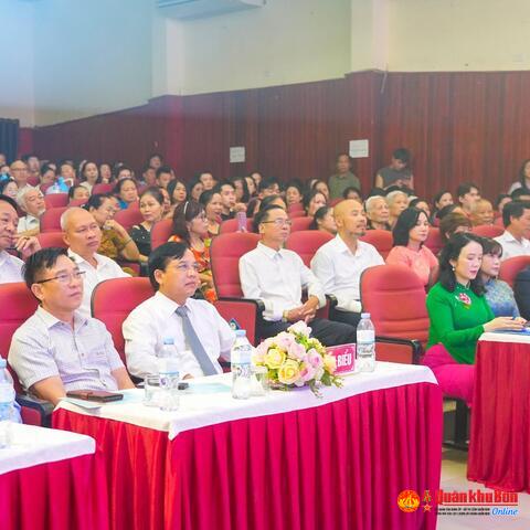 30 đoàn nghệ thuật quần chúng tham gia Hội diễn 'Tiếng hát Làng Sen' toàn quốc năm 2025
