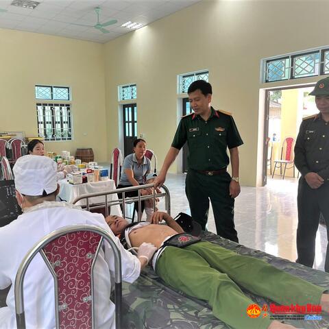 Đoàn Kinh tế - Quốc phòng 5 giúp Nhân dân xây dựng nông thôn mới