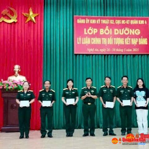 Đảng ủy Kho Kỹ thuật K2, Cục Hậu cần - Kỹ thuật bồi dưỡng lý luận chính trị dành cho học viên đối tượng kết nạp Đảng