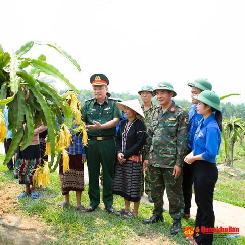 Tăng cường lãnh đạo xây dựng “Thế trận lòng dân” trên tuyến biên giới phía Tây của tỉnh Quảng Trị ngày càng vững chắc