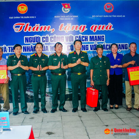 Cục Chính trị Quân khu 4 phối hợp với các đơn vị tổ chức nhiều hoạt động tri ân tại Truông Bồn