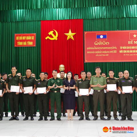 Bộ Chỉ huy Quân sự tỉnh Hà Tĩnh: Hoàn thành tập huấn quân sự tỉnh Bôlykhămxay (Lào) năm 2025