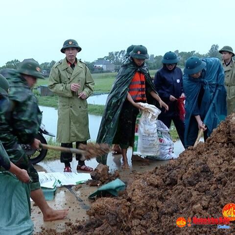 LLVT tỉnh Thanh Hóa tham gia gia cố đê Sông Mã