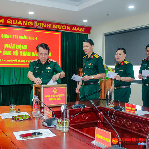 ​​​​​​​Cục Chính trị Quân khu 4 phát động quyên góp ủng hộ Nhân dân Cu Ba