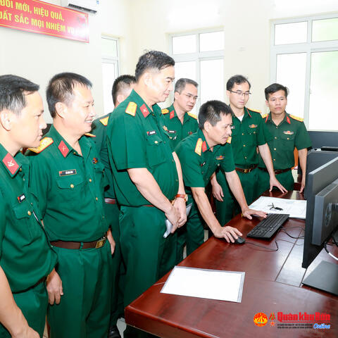 Cục Chính trị Quân khu 4, kiểm tra thi đua 6 tháng cuối năm 2025