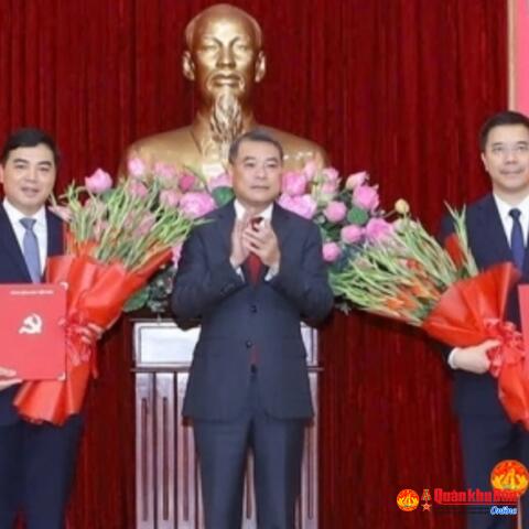 Công bố quyết định của Bộ Chính trị về công tác cán bộ tại Thanh Hóa