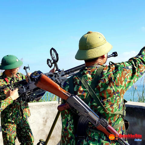 Lực lượng vũ trang Hà Tĩnh thi đua, quyết tâm giành “4 nhất”