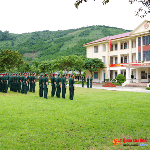 Quân khu 4: Các Ban Chỉ huy Phòng thủ khu vực tổ chức chào cờ đầu tháng
