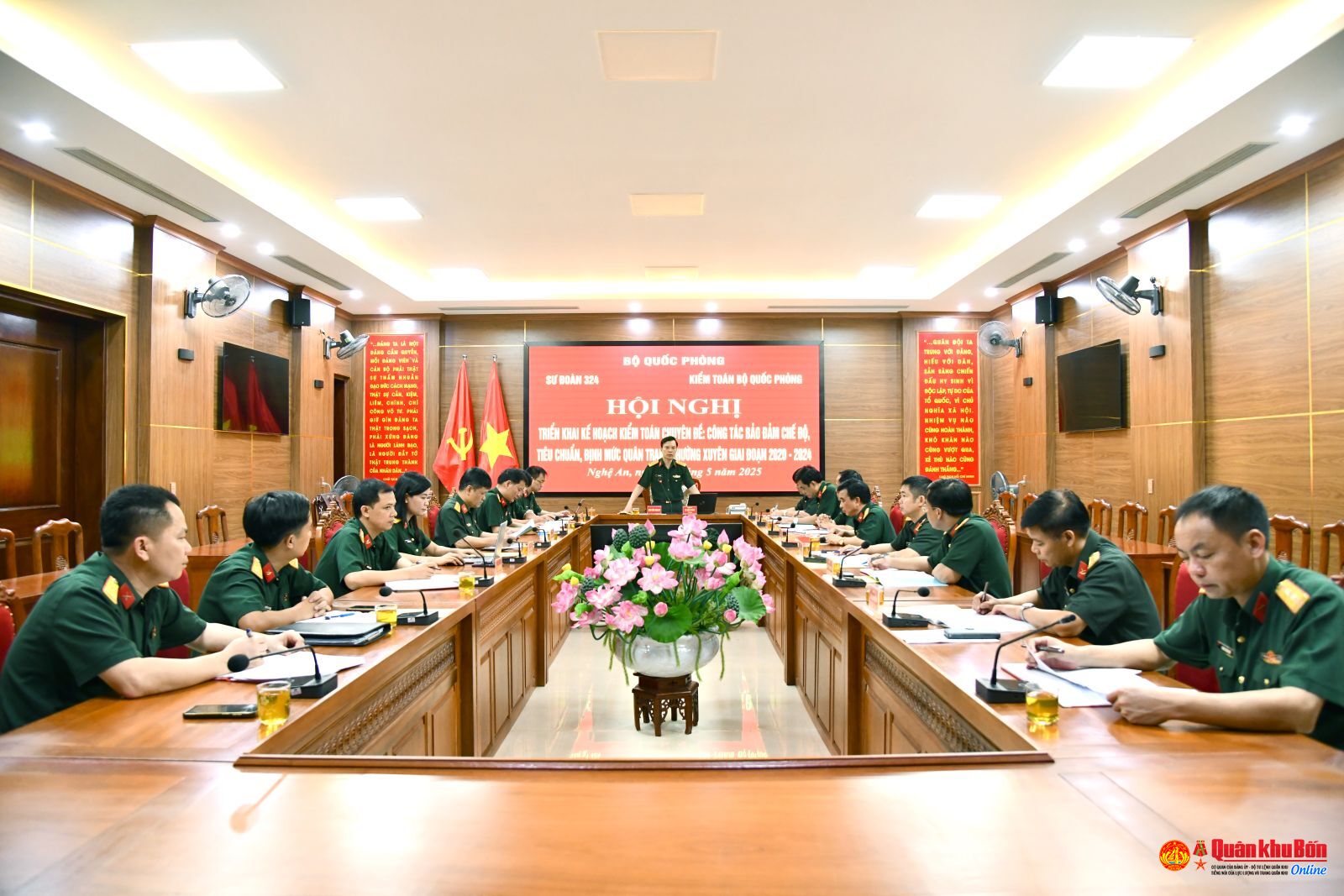 Đoàn Kiểm toán Bộ Quốc phòng làm việc tại Sư đoàn 324