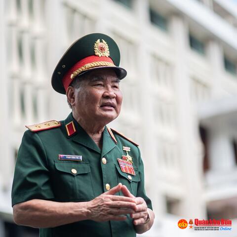 Tướng Phạm Xuân Thệ kể lời đầu tiên nói với ông Dương Văn Minh ở dinh Độc Lập