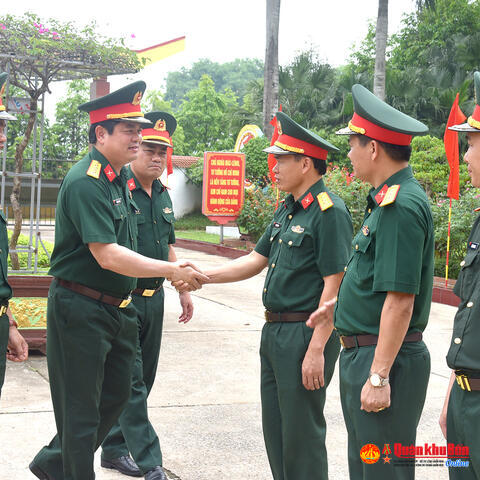 Đảng ủy Quân khu 4: Kiểm tra Quy chế dân chủ cơ sở tại Trung đoàn 3
