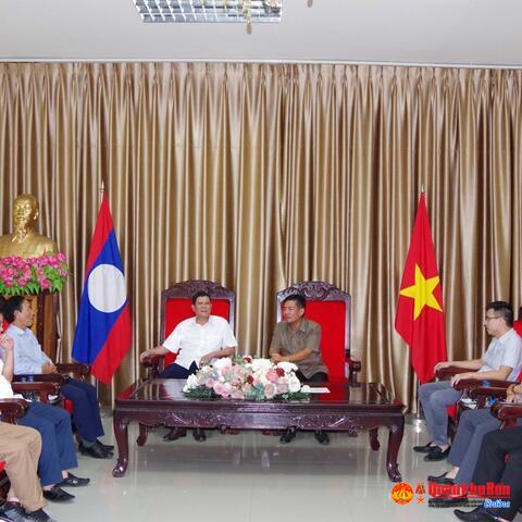 Đoàn công tác tỉnh Thừa Thiên Huế: Chào xã giao Tổng Lãnh sự quán Việt Nam tại thành phố Paksé, Lào