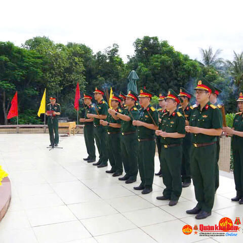 Xưởng 467, Cục Hậu cần - Kỹ thuật Quân khu 4: Nhiều hoạt động tri ân nhân dịp kỷ niệm 78 năm Ngày Thương binh - Liệt sĩ