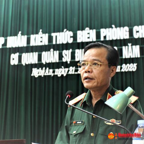Quân khu 4 trang bị kiến thức cho cán bộ quân sự địa phương
