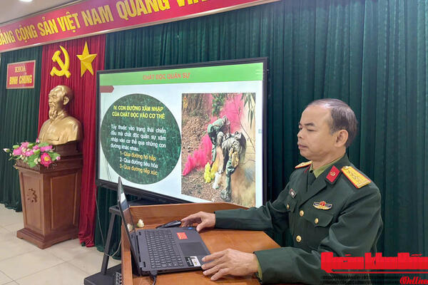 Người thầy “truyền lửa” ở Học viện Chính trị