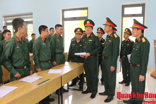 Quân khu 4: Kiểm tra huấn luyện tháng đầu năm 2026 của Sư đoàn 968