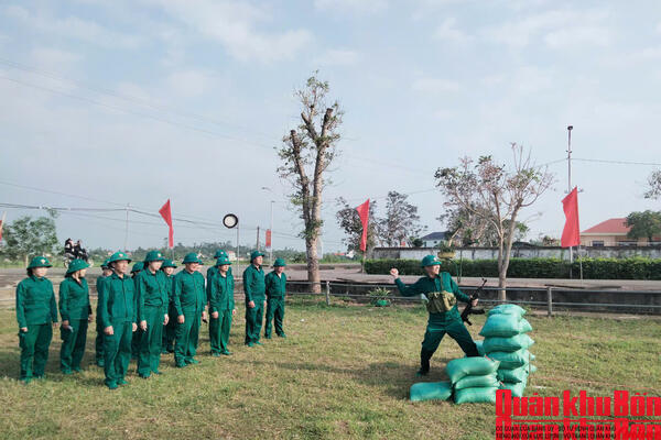 Xã Gia Hanh (Hà Tĩnh) tập trung huấn luyện lực lượng Dân quân tự vệ năm 2026