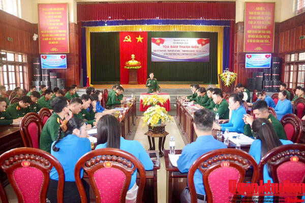 Lữ đoàn Phòng không 283 tổ chức tọa đàm thanh niên và phát động phong trào “3 tiên phong quyết thắng”