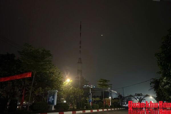 Tiết kiệm 463.000 kWh điện sau 1 giờ “tắt đèn” hưởng ứng Chiến dịch Giờ Trái đất